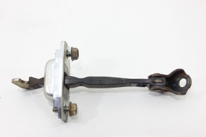 Limitador Porta Traseira Ld Hilux 05/15 Usado (661)