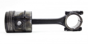 Pistão e Biela D-10 64/84 Usado (046)