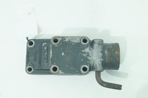 Carcaça Válvula Termostática Vw 8-140 93/99 Usado (511)