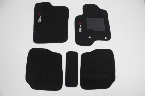 Tapete Cabini Pajero Full Carpete (5 Peças) Preto