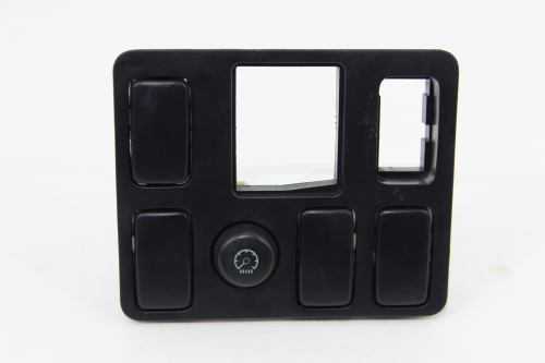 Moldura Botão Retrovisor e Alarme Hilux  3.0 05/15 Usado (000)