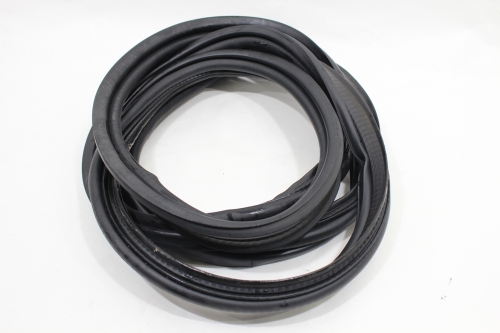 Borracha Porta Mala Capô Tras Jeep Renegade 15/22 Usado (862)